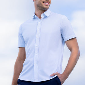 Earnest In White Blue